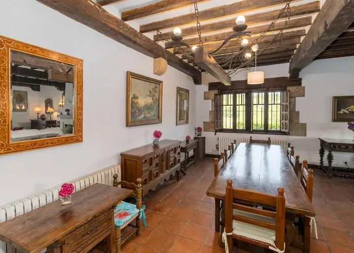 Cantabria Collection - Espectacular Casona Cerca De La Colegiata