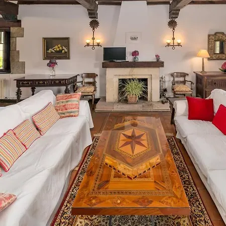 Cantabria Collection - Espectacular Casona Cerca De La Colegiata *